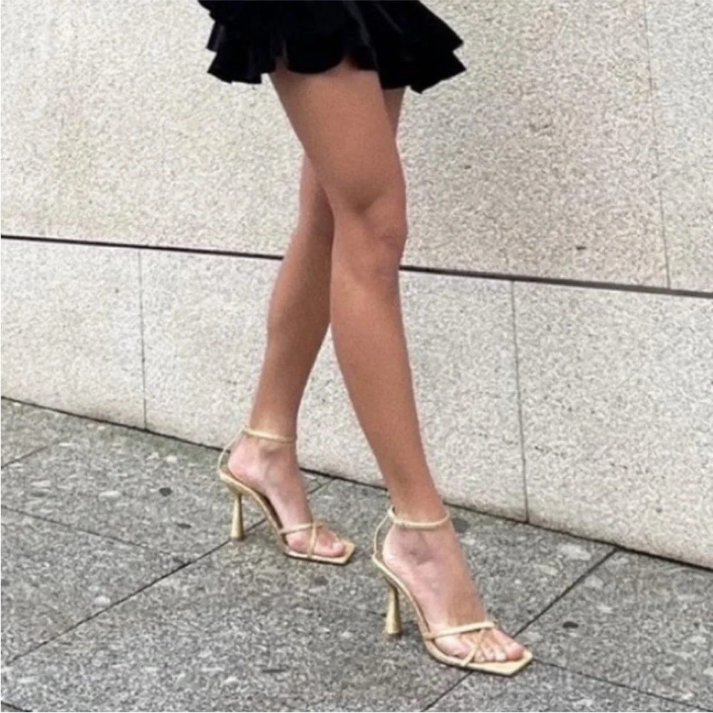 Zara Gold Strappy Glitter Heeled Sandals Size 6 - Picture 3 of 15